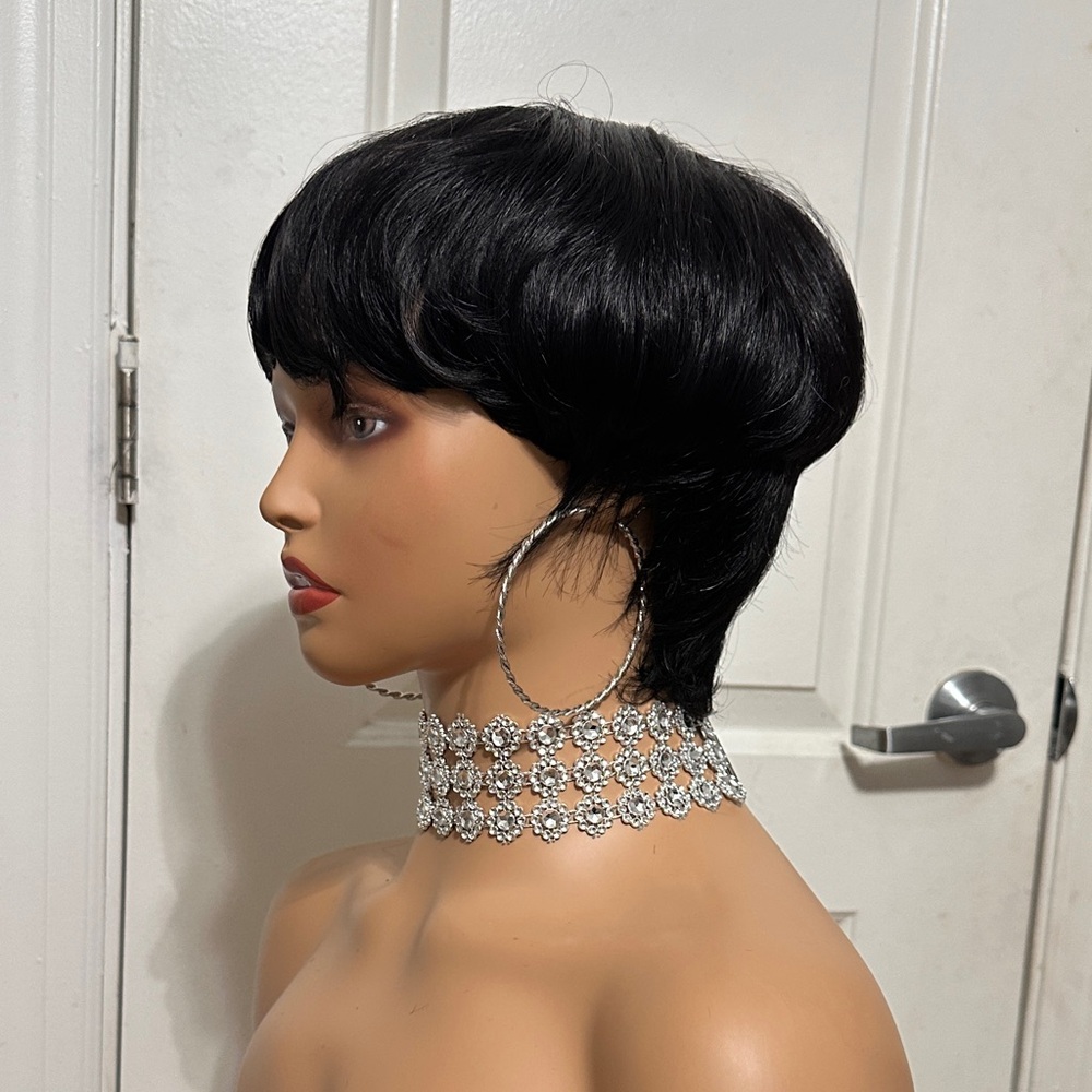 Pixie cut Wig